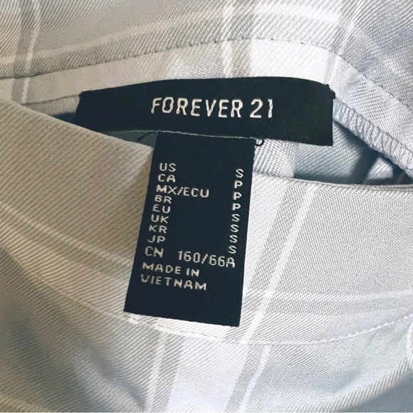 Plaid Pleated Mini Skirt Forever 21 Size Small - Picture 7 of 7